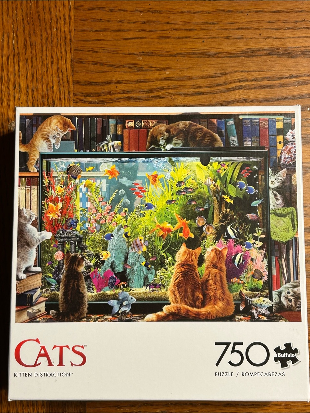 Buffalo David Bitton  Cat & Aquarium Puzzle 750 pieces